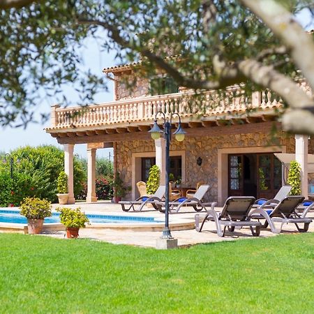 Villa Lagoon Sa Pobla Bagian luar foto