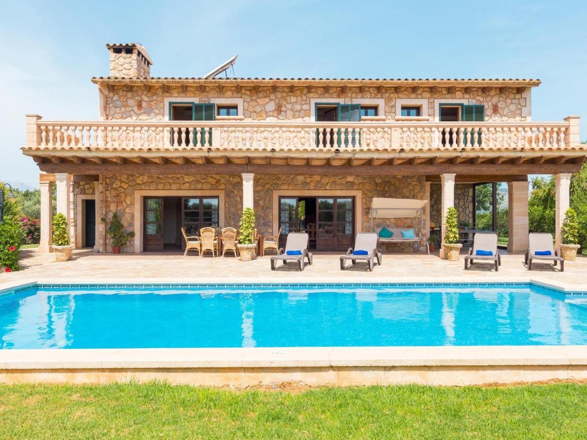 Villa Lagoon Sa Pobla Bagian luar foto