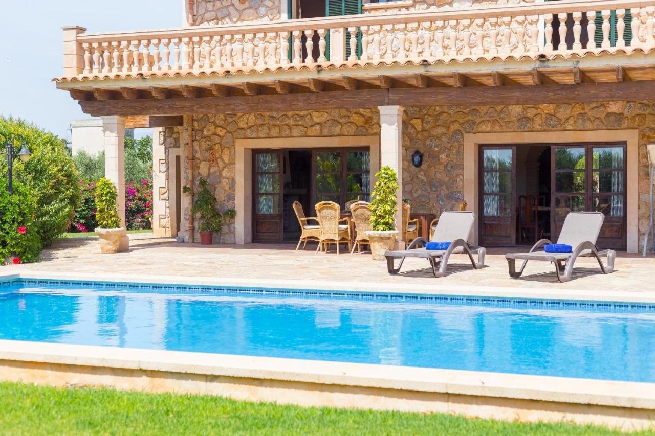 Villa Lagoon Sa Pobla Bagian luar foto