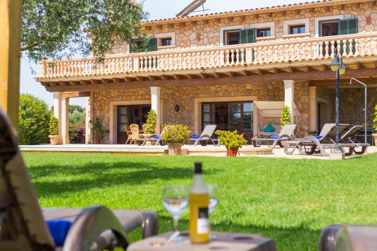 Villa Lagoon Sa Pobla Bagian luar foto