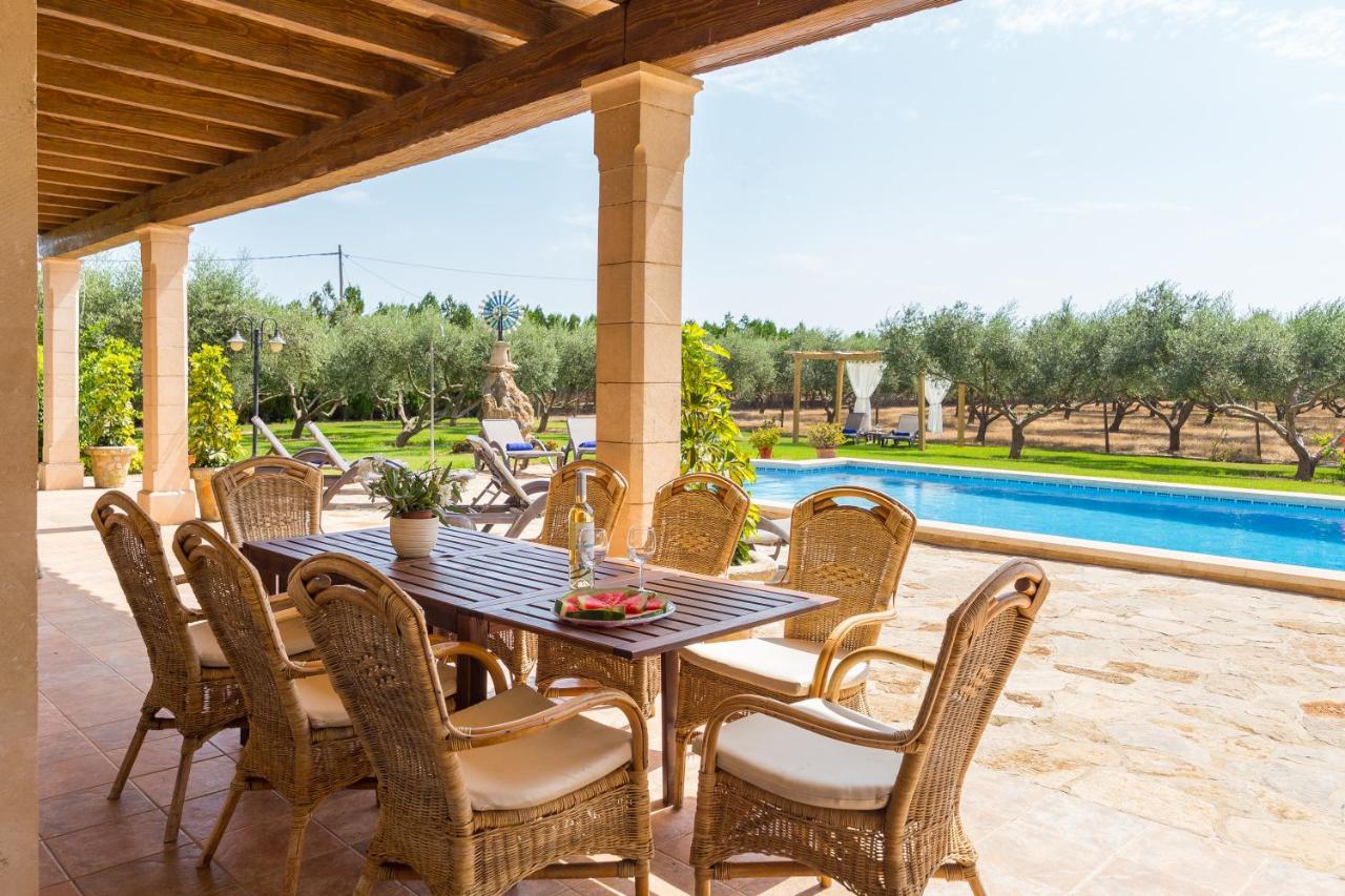 Villa Lagoon Sa Pobla Bagian luar foto