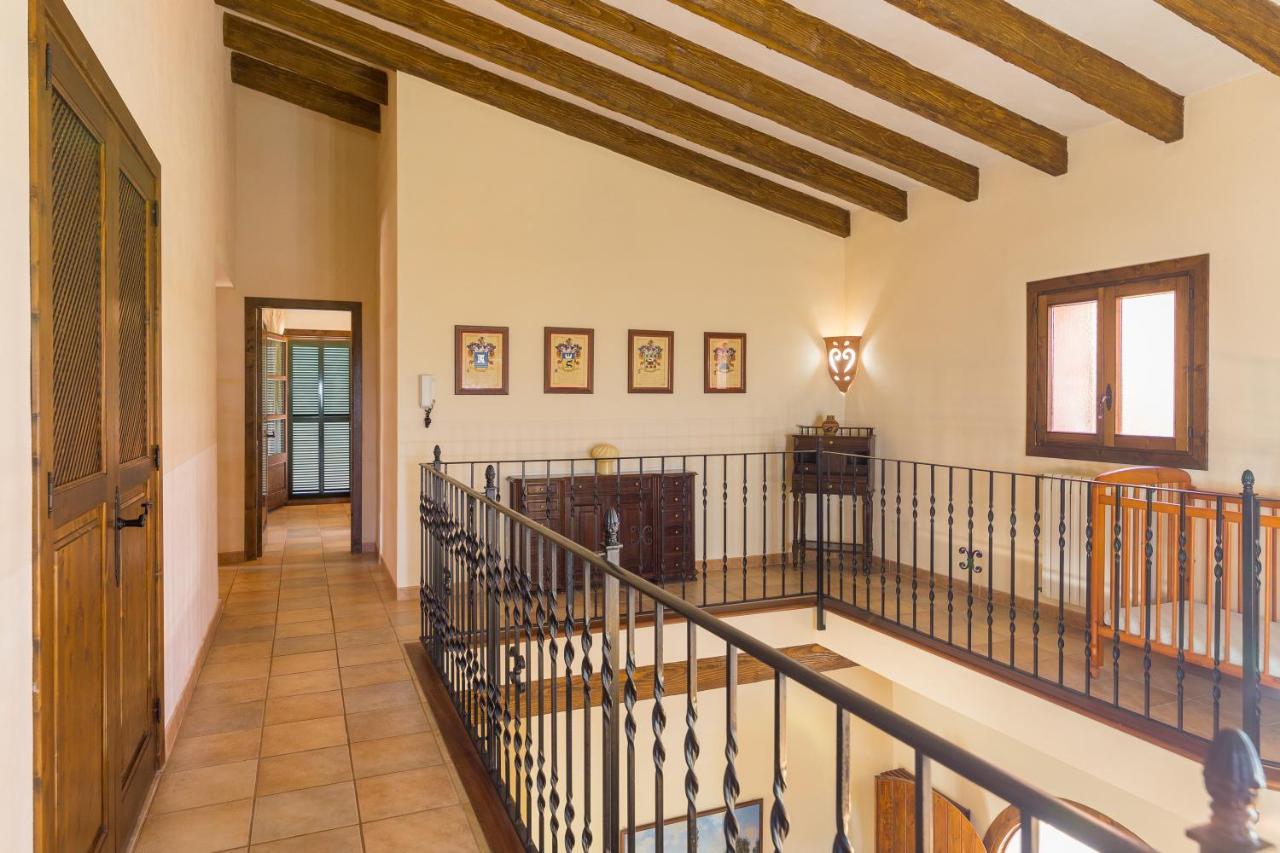Villa Lagoon Sa Pobla Bagian luar foto