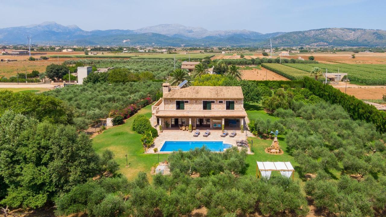 Villa Lagoon Sa Pobla Bagian luar foto