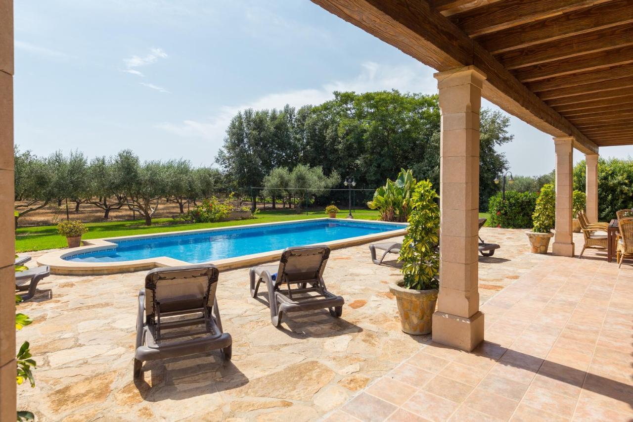 Villa Lagoon Sa Pobla Bagian luar foto