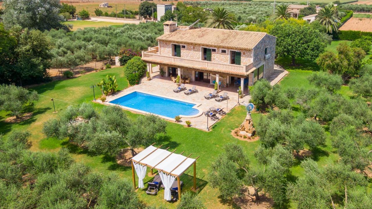 Villa Lagoon Sa Pobla Bagian luar foto